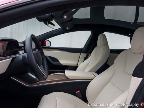 Used 2023 Tesla Model S AWD/4WD image 12