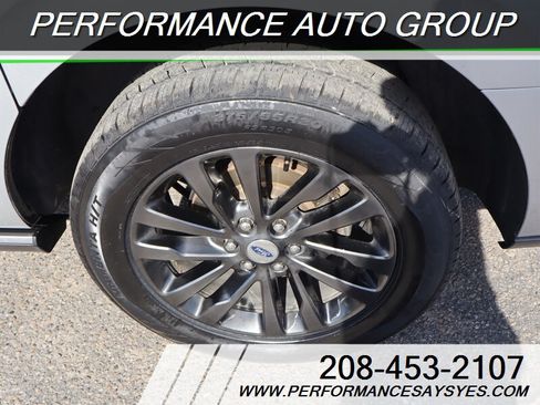 Used 2019 Ford Expedition Max Limited AWD/4WD image 17
