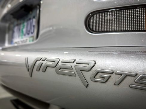 Used 1998 Dodge Viper GTS RWD image 8
