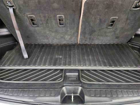 Used 2020 Honda Pilot Touring image 35