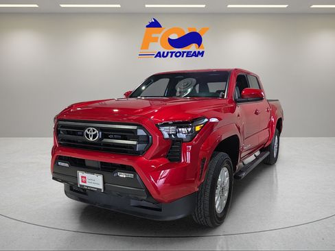 Certified 2026 Toyota Tacoma SR5 RWD image 1