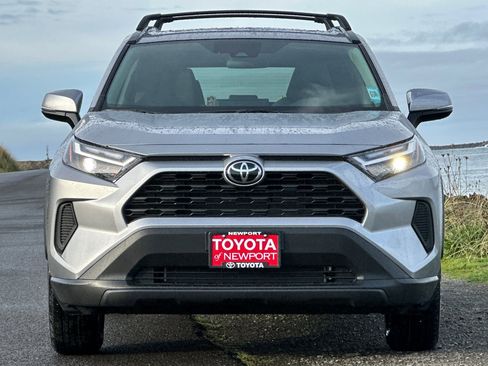 New 2025 Toyota RAV4 XLE w/ Convenience Package image 3