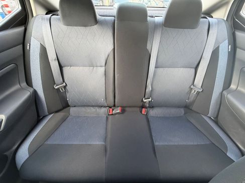 Used 2025 Nissan Versa SV FWD image 36