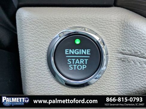 Used 2023 Ford Expedition Limited image 30