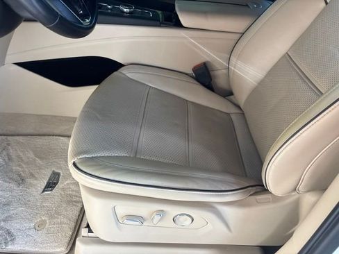 Certified 2023 Cadillac Escalade Premium Luxury w/ Performance Package AWD/4WD image 16