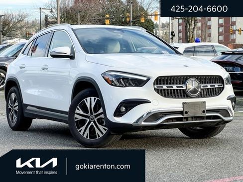Used 2025 Mercedes-Benz GLA 250 4MATIC image 1