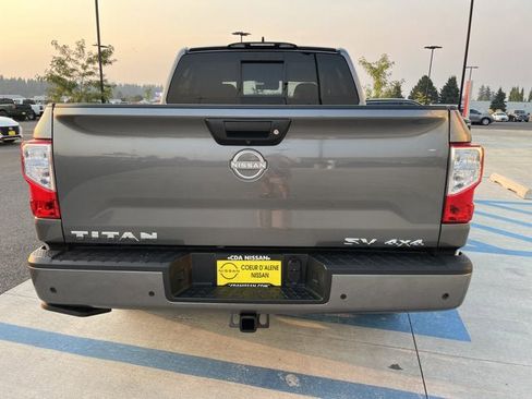 Certified 2024 Nissan Titan SV w/ SV Convenience Package image 9