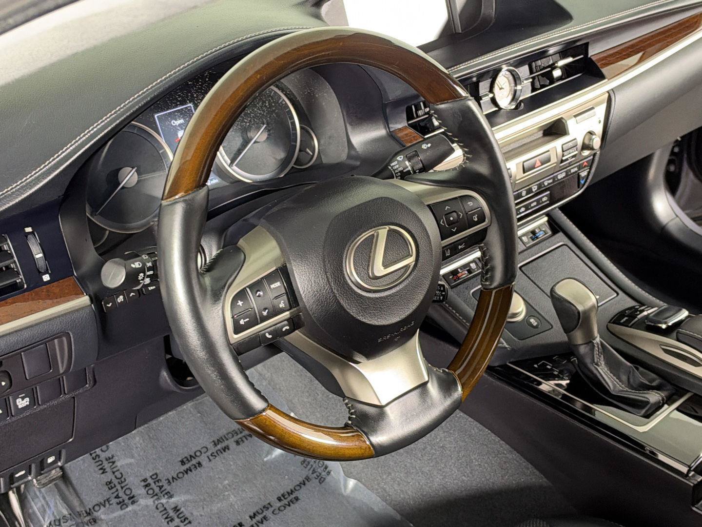 Used 2017 Lexus ES 350 w/ Navigation System Package FWD image 13