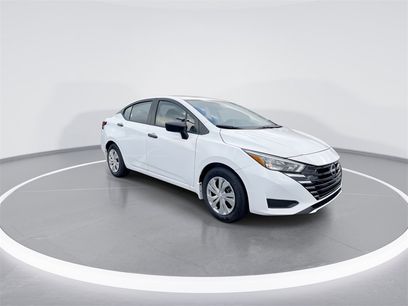 New 2025 Nissan Versa S w/ Trunk Package