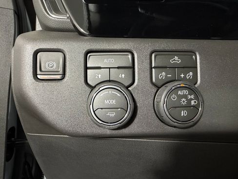 Used 2026 Chevrolet Silverado 1500 RST w/ RST Select Package AWD/4WD image 14