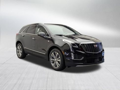 Used 2026 Cadillac XT5 Premium Luxury w/ Driver Assist Package AWD/4WD image 3