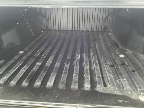 Used 2019 Toyota Tacoma TRD Sport image 14