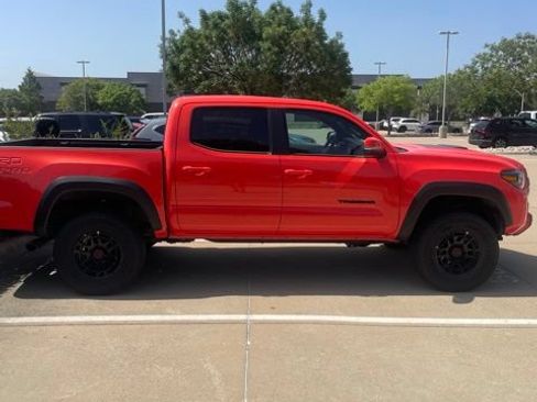Used 2023 Toyota Tacoma TRD Pro AWD/4WD image 7