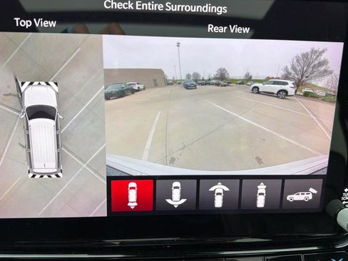 Used 2022 Jeep Grand Wagoneer Series II w/ Convenience Group III AWD/4WD image 11
