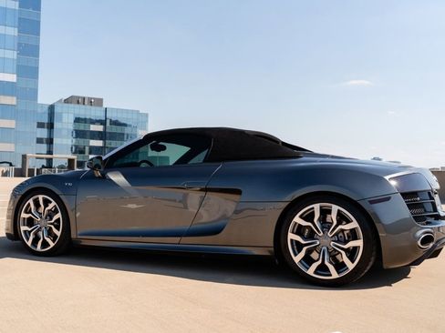 Used 2012 Audi R8 V10 AWD/4WD image 3
