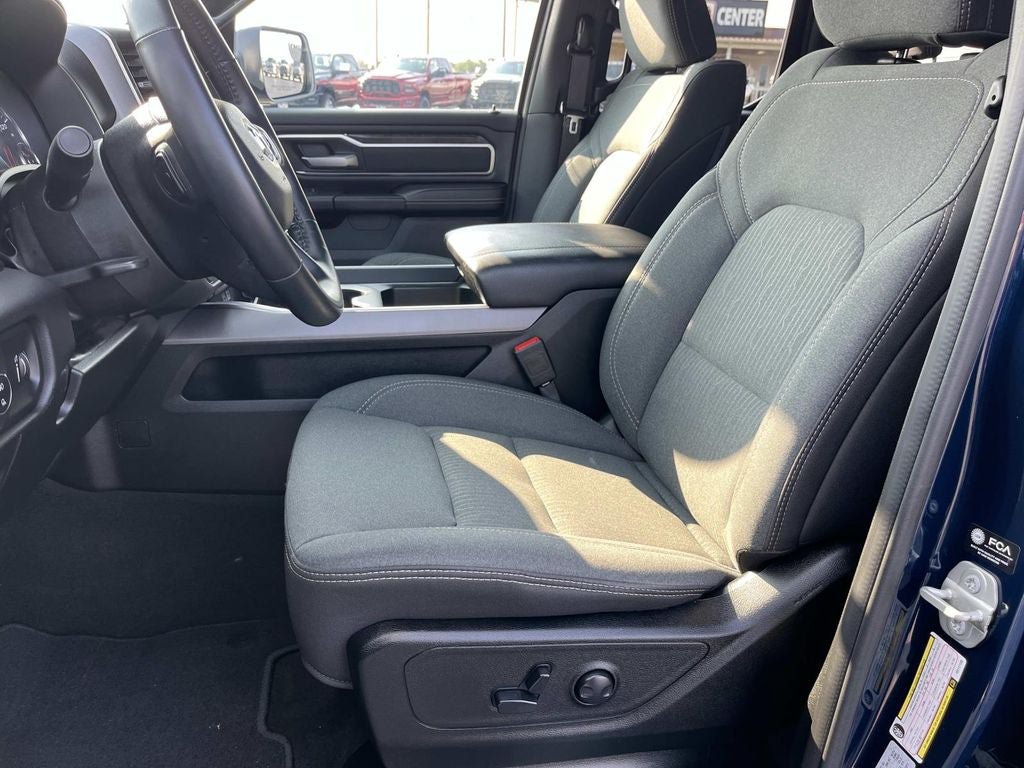 Used 2024 RAM 1500 Big Horn AWD/4WD image 27