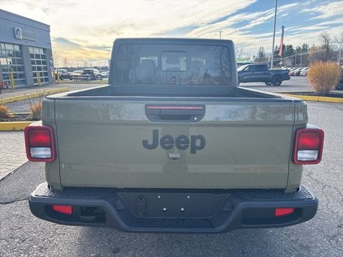 New 2026 Jeep Gladiator Sport image 6