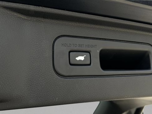 Used 2024 Honda Pilot TrailSport image 38