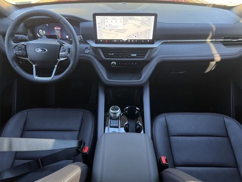 New 2026 Ford Explorer Platinum image 2