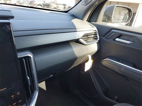 New 2026 GMC Acadia Elevation image 25