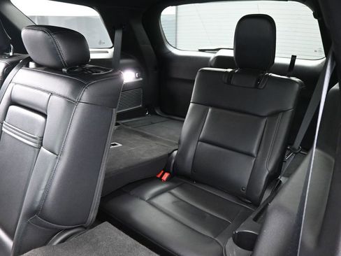 Certified 2020 Ford Explorer XLT w/ Equipment Group 202A image 20