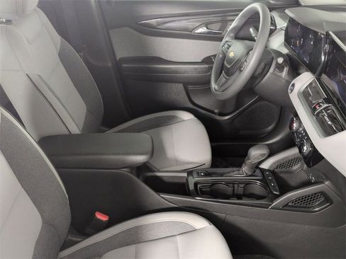 Certified 2024 Chevrolet TrailBlazer LT image 25