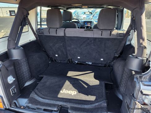 Used 2015 Jeep Wrangler Unlimited Sport image 21