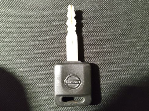 Used 2025 Nissan Versa S w/ Trunk Package FWD image 32