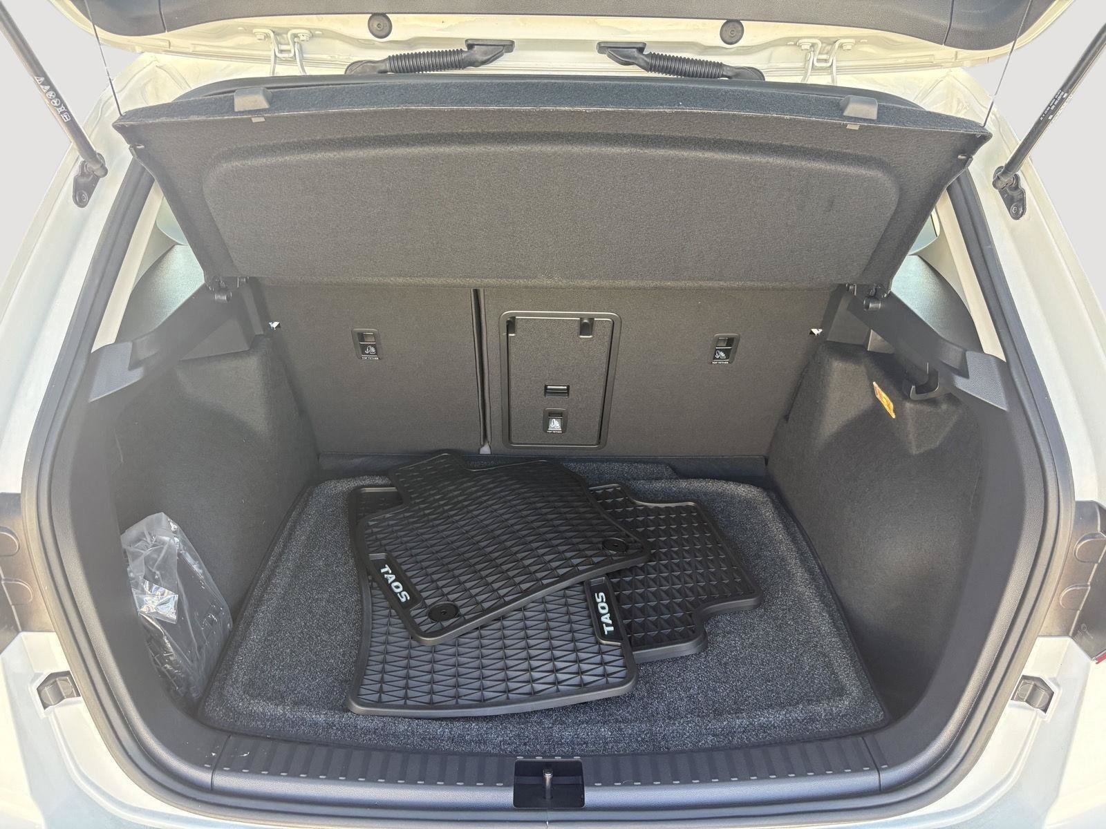 Certified 2023 Volkswagen Taos S AWD/4WD image 12