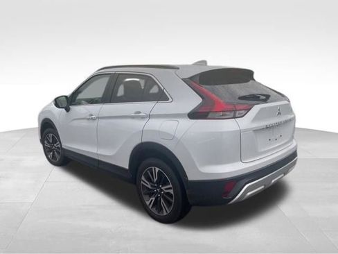 Used 2024 Mitsubishi Eclipse Cross SE AWD/4WD image 4