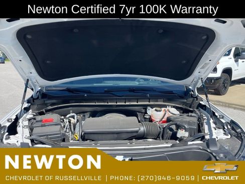 Used 2025 Chevrolet Tahoe Premier AWD/4WD image 46