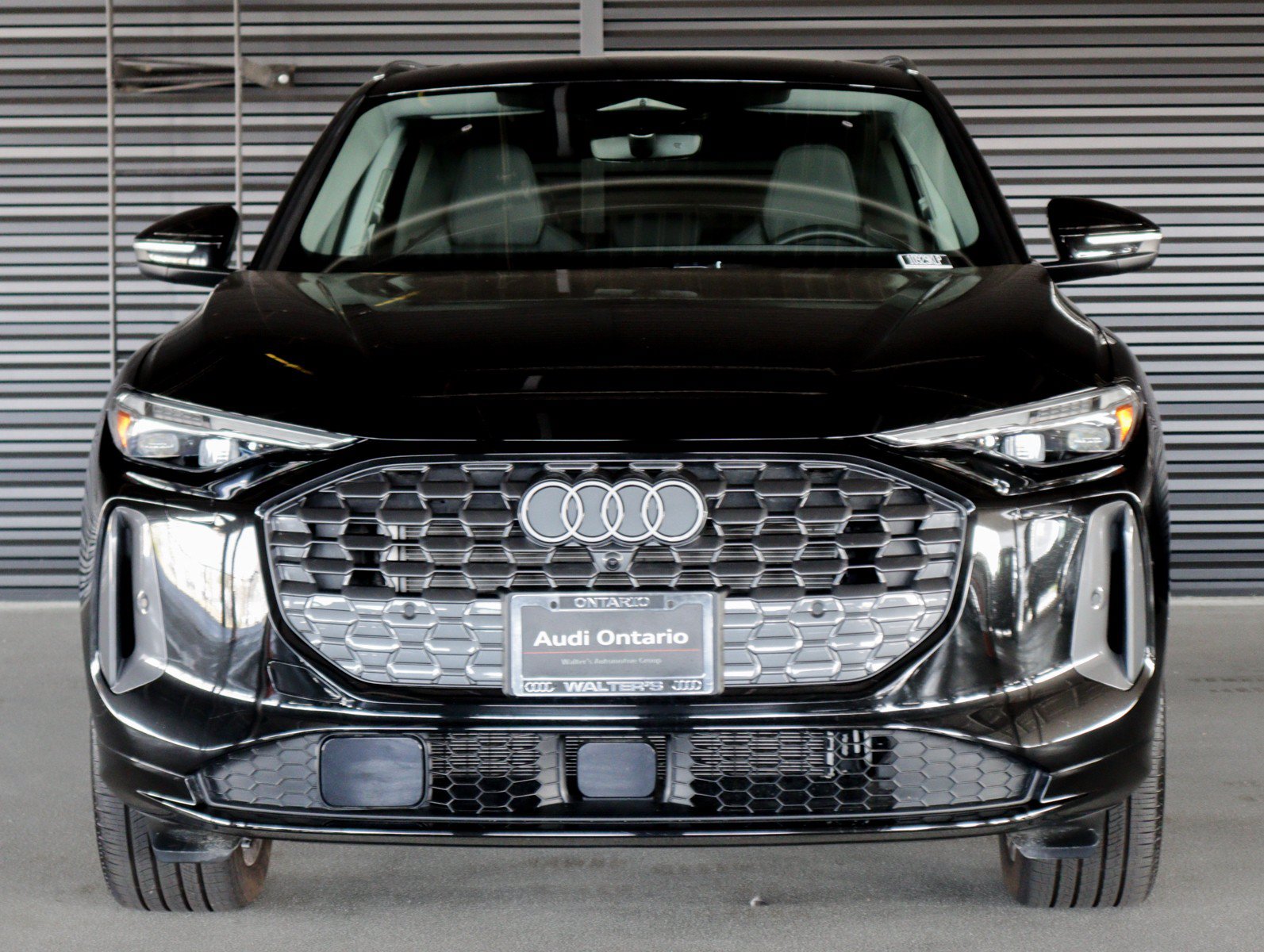 Used 2025 Audi Q5 Premium Plus w/ Premium Plus AWD/4WD image 13