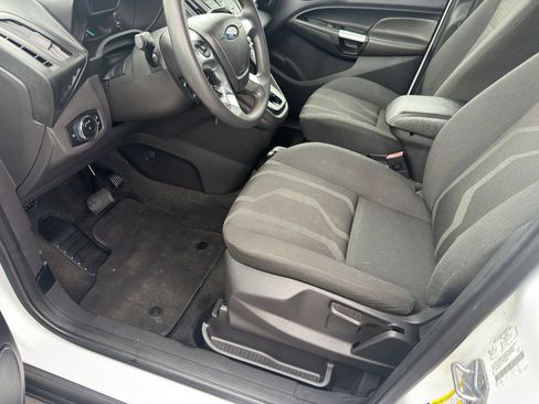 Used 2015 Ford Transit Connect XLT image 20