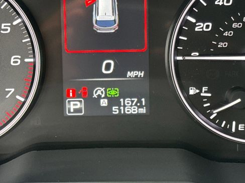 Certified 2025 Subaru Outback Limited image 29