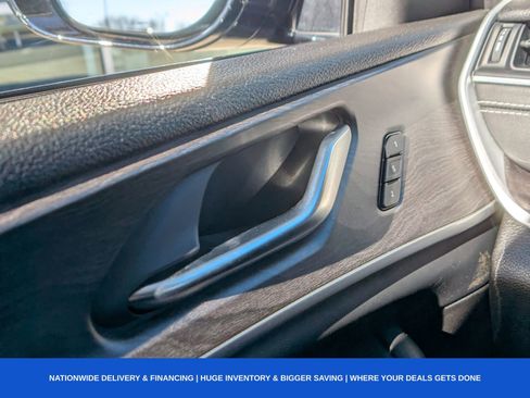 Used 2023 Jeep Grand Cherokee Limited image 34