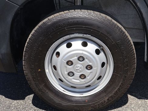 Used 2023 RAM ProMaster 3500 FWD image 5