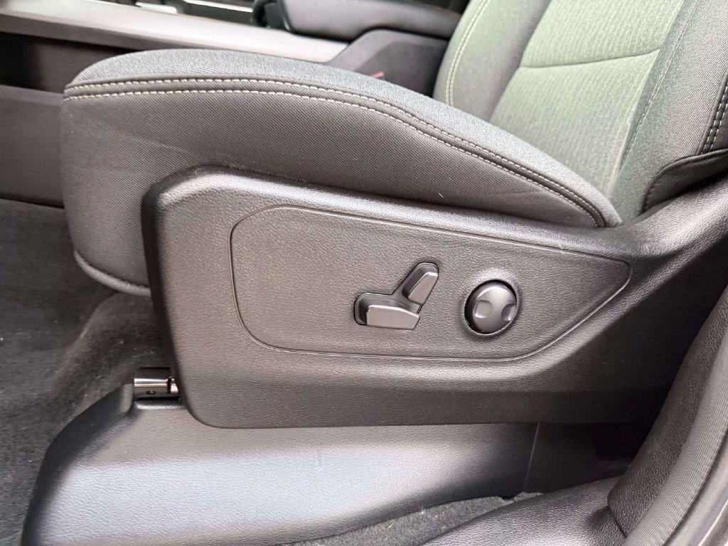 Used 2024 RAM 1500 Big Horn AWD/4WD image 14