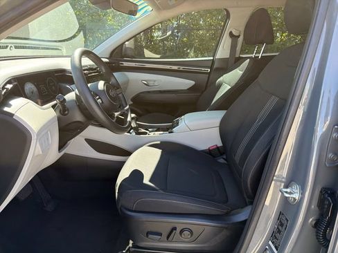 Used 2024 Hyundai Tucson SEL FWD image 11