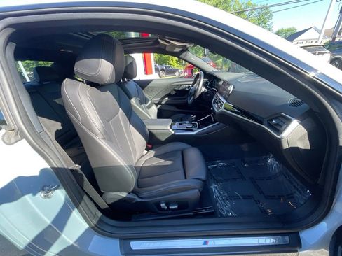 Used 2022 BMW 230i Coupe w/ M Sport Package RWD image 14