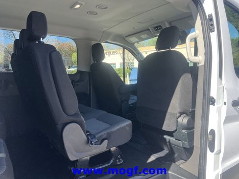Used 2023 Ford Transit 350 XLT image 20