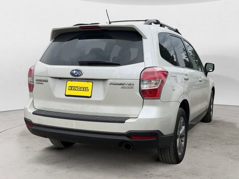 Used 2015 Subaru Forester 2.5i Limited AWD/4WD image 4