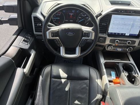 Certified 2022 Ford F250 Lariat w/ Lariat Ultimate Package AWD/4WD image 15