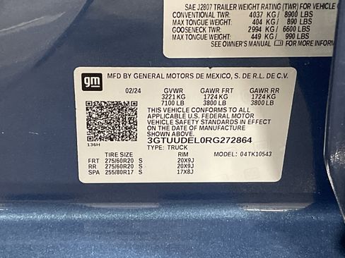 Used 2024 GMC Sierra 1500 SLT w/ SLT Premium Plus Package image 29