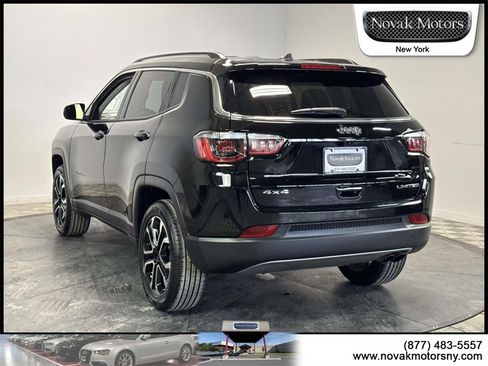 Used 2022 Jeep Compass Limited image 7