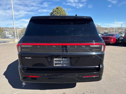 Certified 2025 Lincoln Navigator L Reserve w/ Jet Appearance Package AWD/4WD image 7
