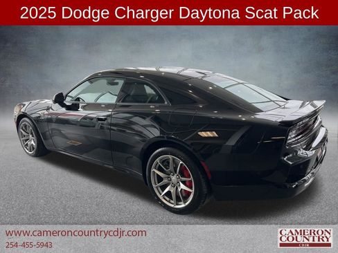 New 2025 Dodge Charger Daytona Scat Pack w/ Track Pack AWD/4WD image 4