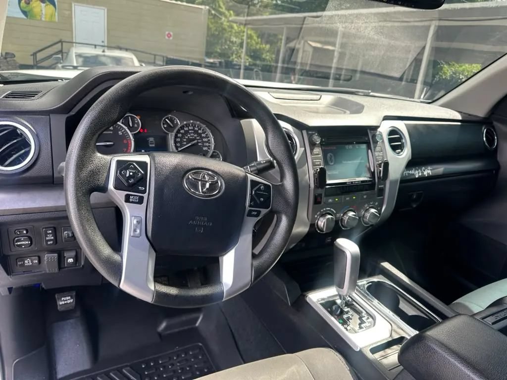 Used 2017 Toyota Tundra SR5 w/ SR5 Upgrade Package RWD image 8