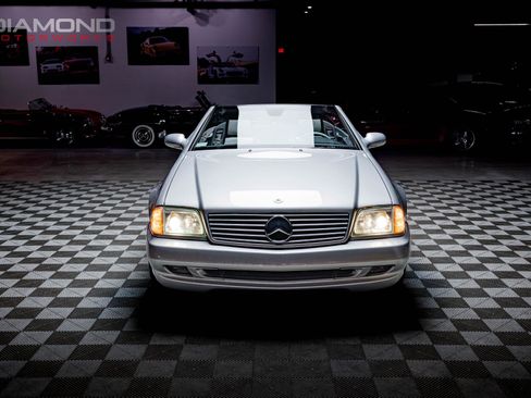 Used 2002 Mercedes-Benz SL 500 Silver Arrow image 79