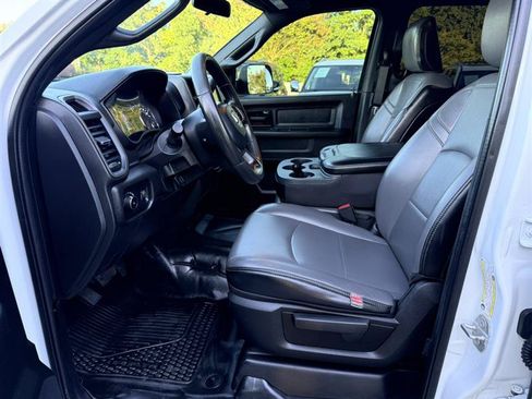 Used 2022 RAM 2500 Tradesman w/ Chrome Appearance Group AWD/4WD image 25