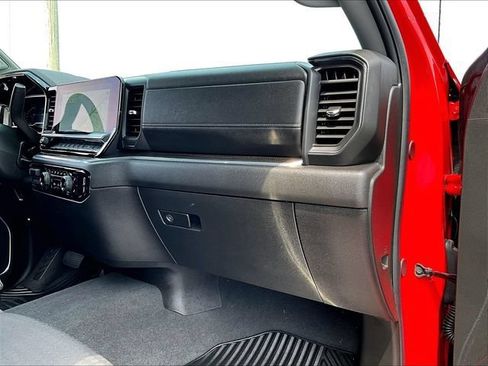 Used 2025 Chevrolet Silverado 1500 LT AWD/4WD image 26